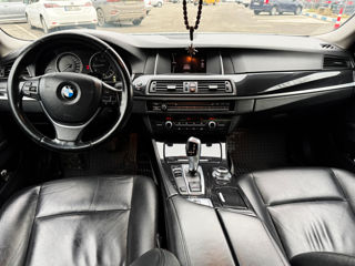 BMW 5 Series foto 9