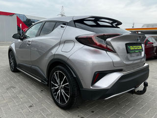 Toyota C-HR foto 4