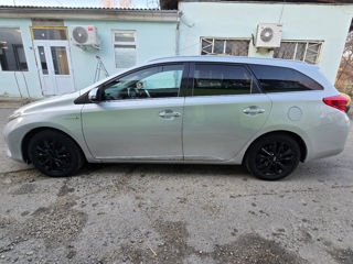 Toyota Auris foto 2