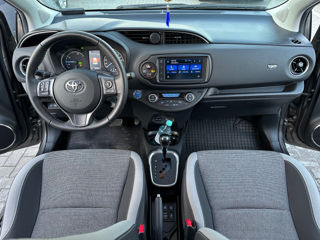 Toyota Yaris foto 11