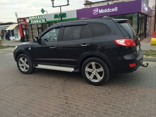 Hyundai Santa FE foto 1