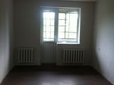 Apartament cu 3 odai cu reparatie alba foto 3