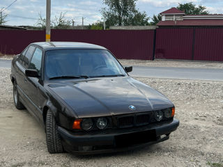 BMW 5 Series foto 4