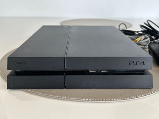 PlayStation 4 foto 2