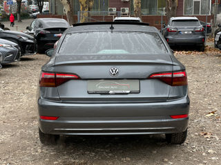 Volkswagen Jetta foto 5