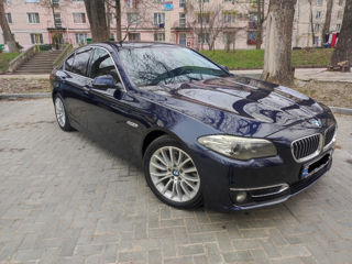 BMW 5 Series foto 1