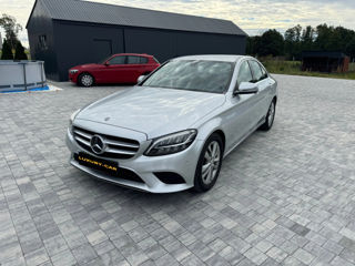 Mercedes C-Class foto 2