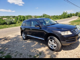 Volkswagen Touareg foto 3