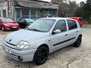 Renault Clio foto 3