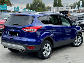 Ford Kuga foto 3