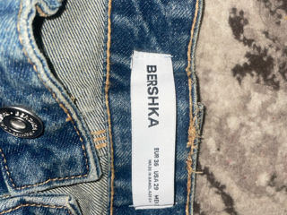 Pantaloni Bershka foto 2