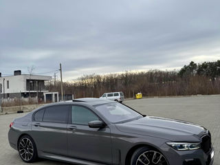 BMW 7 Series foto 9