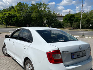 Skoda Rapid foto 3