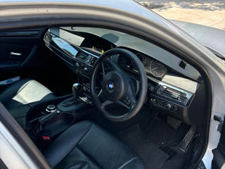 BMW 5 Series foto 3