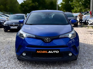 Toyota C-HR foto 3