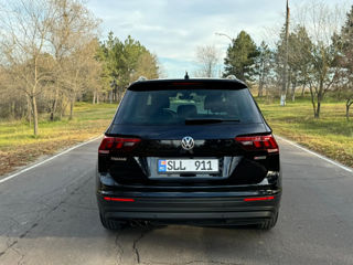 Volkswagen Tiguan foto 5