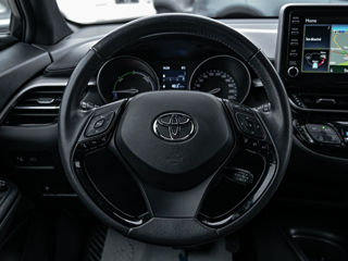 Toyota C-HR foto 9