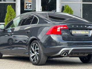 Volvo S60 foto 4