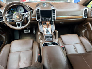 Porsche Cayenne foto 7