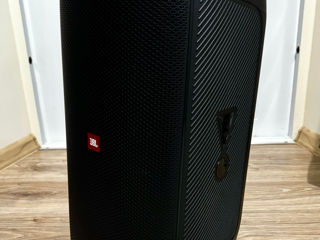 Vînd boxă activă jbl partibox 110 - nouă foto 2