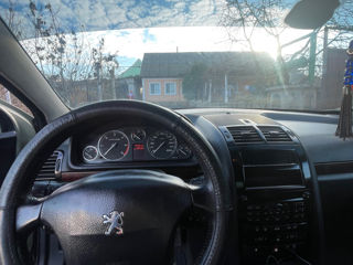 Peugeot 407 foto 3