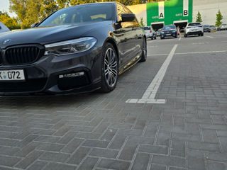 BMW 5 Series foto 2