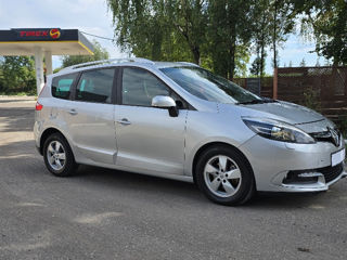 Renault Grand Scenic foto 3