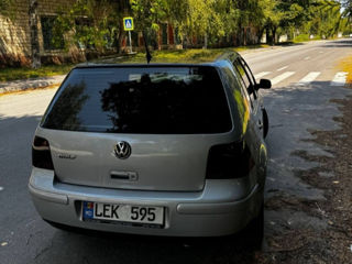 Volkswagen Golf foto 4