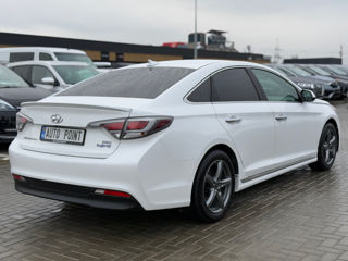 Hyundai Sonata foto 3