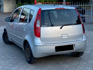 Mitsubishi Colt foto 3