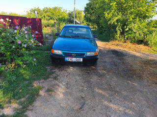 Opel Astra foto 0
