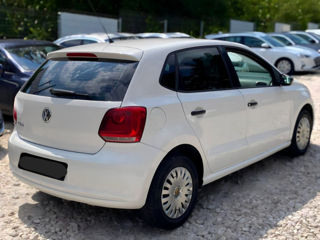 Volkswagen Polo foto 9