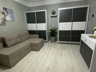 Apartament cu 2 camere, 46 m², Centru, Chișinău foto 2