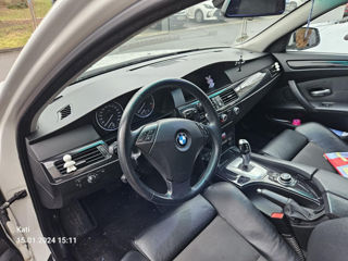 BMW 5 Series foto 4