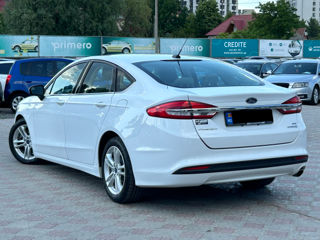 Ford Fusion foto 3