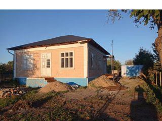 Se vinde casa in satul Chetrosu. R drochia foto 1