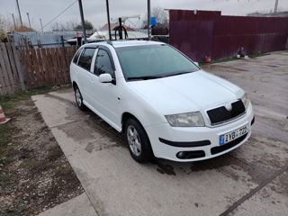 Skoda Fabia foto 3