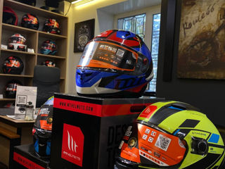 MT Helmet foto 2