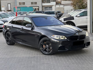 BMW 5 Series foto 5