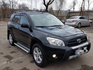 Toyota Rav 4 foto 2