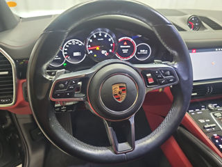 Porsche Cayenne foto 16