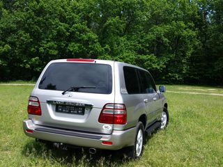 Toyota Land Cruiser foto 4