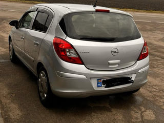 Opel Corsa foto 2