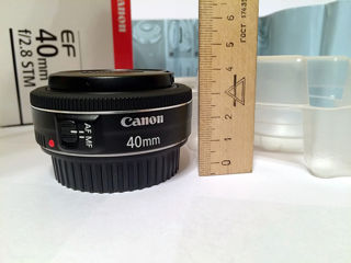 Продам обьектив Canon EF 40mm f/2.8 STM