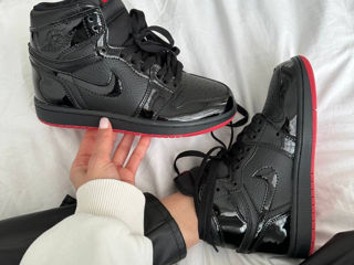 Nike Air Jordan 1 Retro High Patent Black/Red Unis3x foto 3