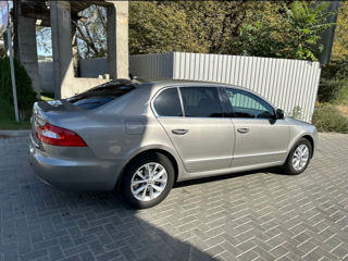 Skoda Superb foto 3