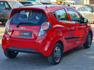 Chevrolet Spark foto 3