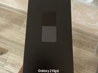 Samsung galaxy Z Flip5 256gb