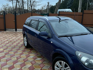 Opel Astra foto 2