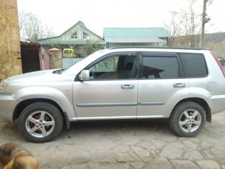 Nissan X-Trail foto 9